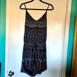 H&M b&w romper size 6